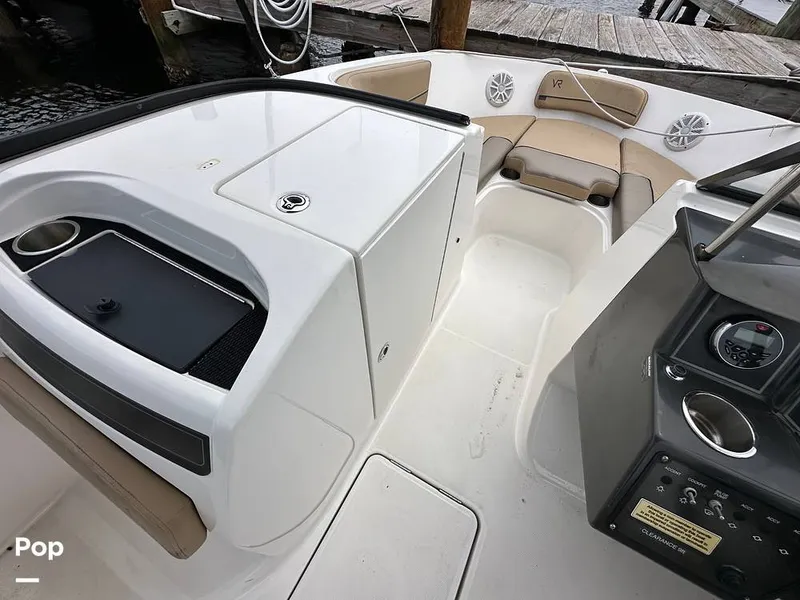 Slide: The Image of Bayliner VR6 OB 2023 - 16802948