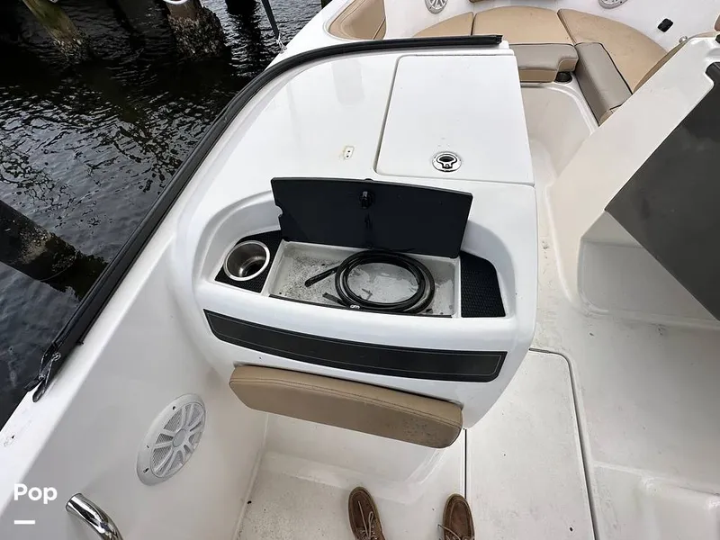 Slide: The Image of Bayliner VR6 OB 2023 - 16802953