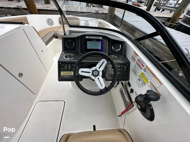 Slide: The Image of Bayliner VR6 OB 2023 - 16802955