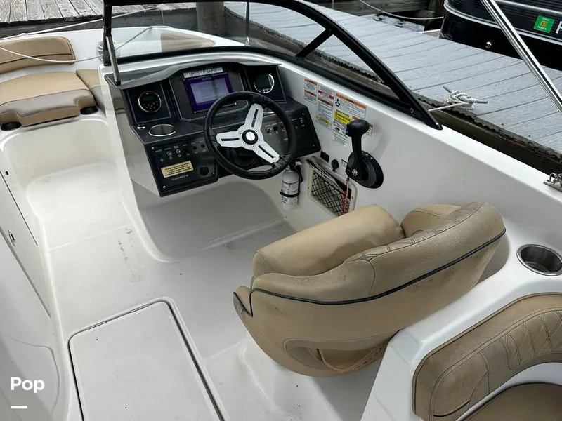 Slide: The Image of Bayliner VR6 OB 2023 - 16802937