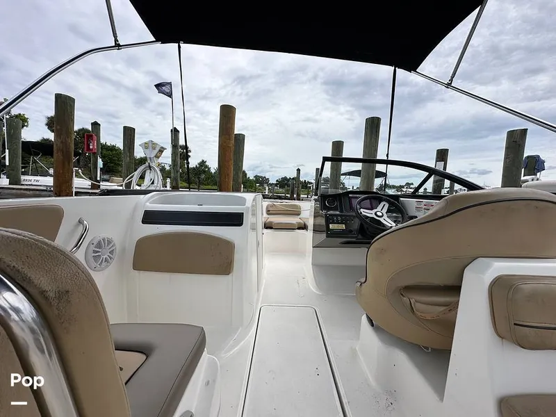 Slide: The Image of Bayliner VR6 OB 2023 - 16802947
