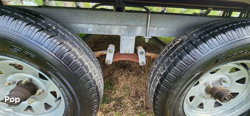 Slide: The Image of Avalon Catalina 2385 RL Saltwater Series 2020 - 15409506