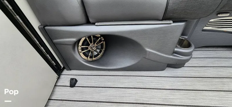 Slide: The Image of Avalon Catalina 2385 RL Saltwater Series 2020 - 15409519