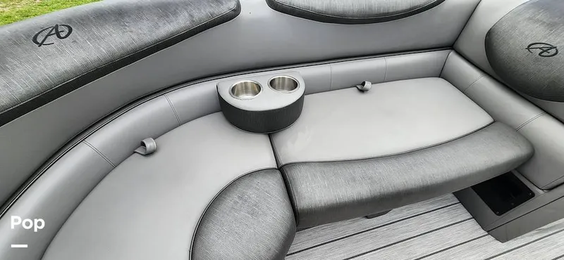 Slide: The Image of Avalon Catalina 2385 RL Saltwater Series 2020 - 15409520