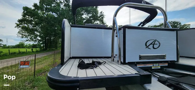 Slide: The Image of Avalon Catalina 2385 RL Saltwater Series 2020 - 15409587