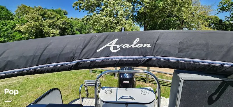 Slide: The Image of Avalon Catalina 2385 RL Saltwater Series 2020 - 15359604