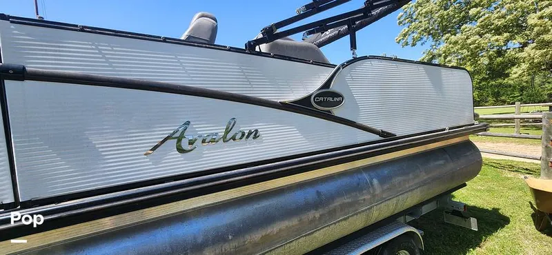 Slide: The Image of Avalon Catalina 2385 RL Saltwater Series 2020 - 15359615