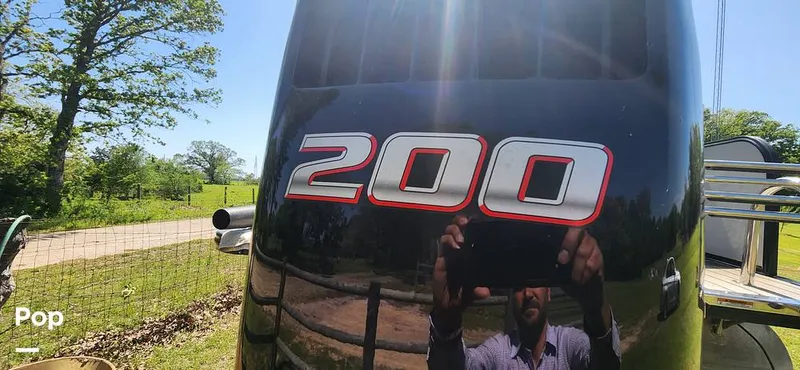 Slide: The Image of Avalon Catalina 2385 RL Saltwater Series 2020 - 15359626