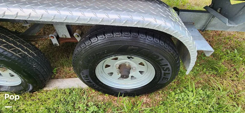 Slide: The Image of Avalon Catalina 2385 RL Saltwater Series 2020 - 15409454