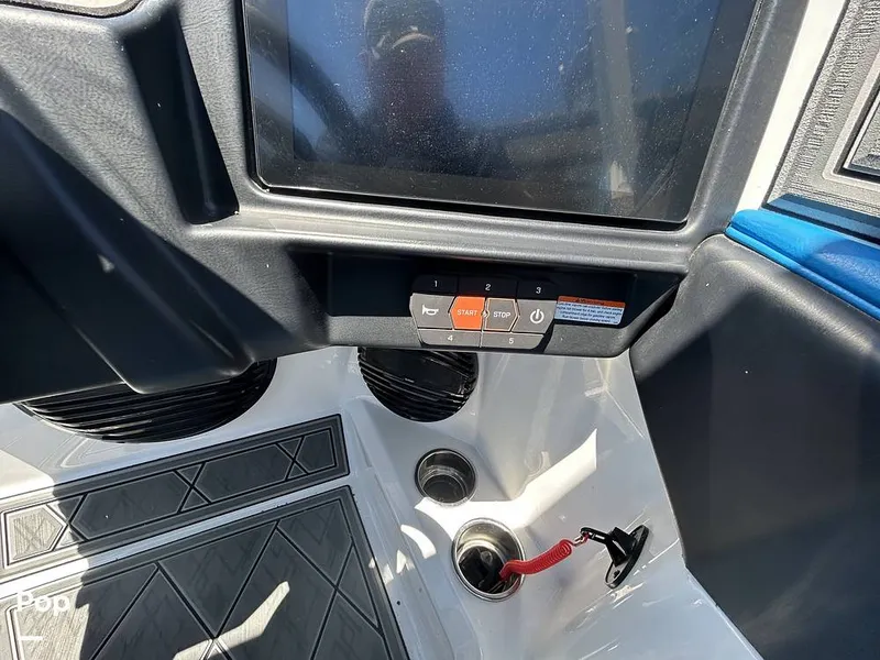 Slide: The Image of Tige Z3 2024 - 15420080