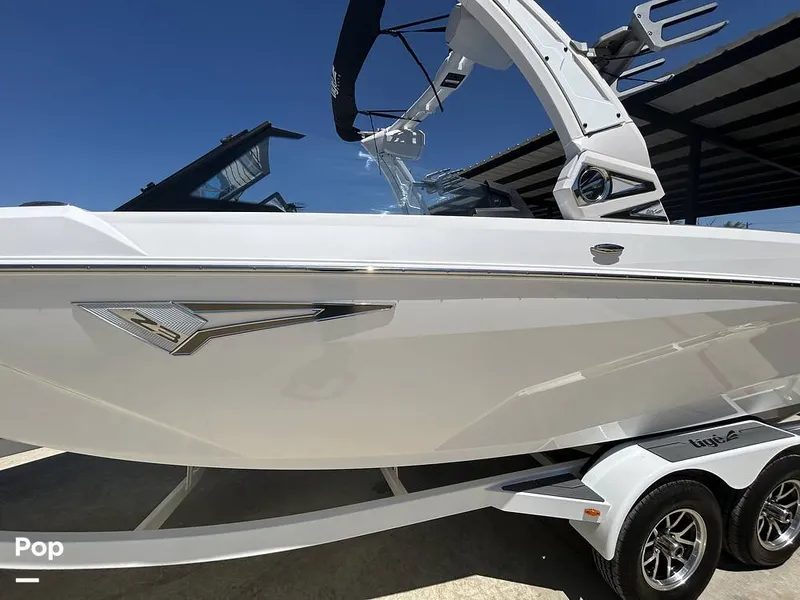 Slide: The Image of Tige Z3 2024 - 15420036