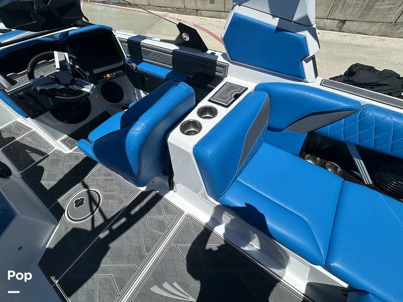 Slide: The Image of Tige Z3 2024 - 15420071