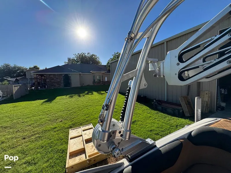 Slide: The Image of Mastercraft X25 2012 - 15705381