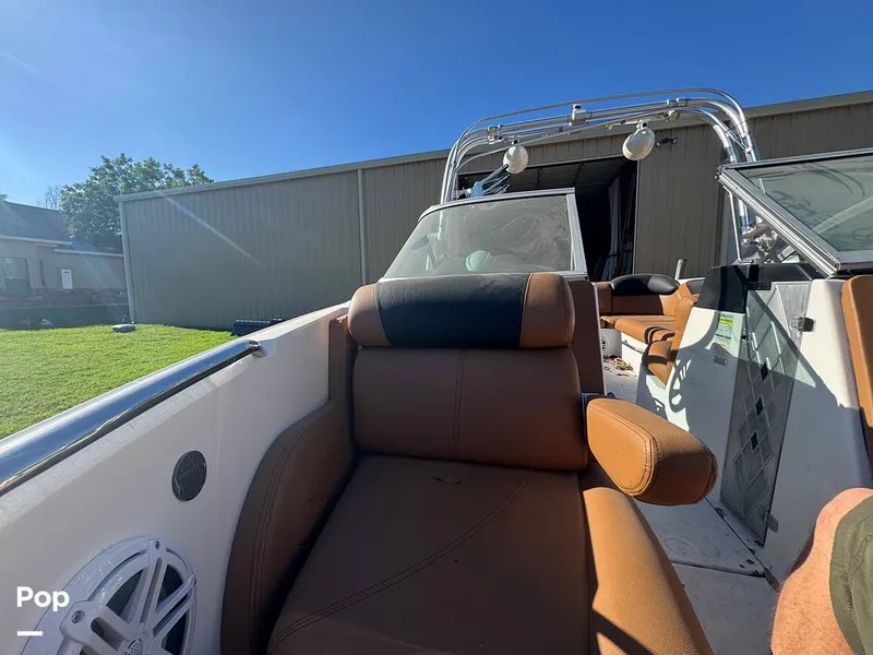 Slide: The Image of Mastercraft X25 2012 - 15705415