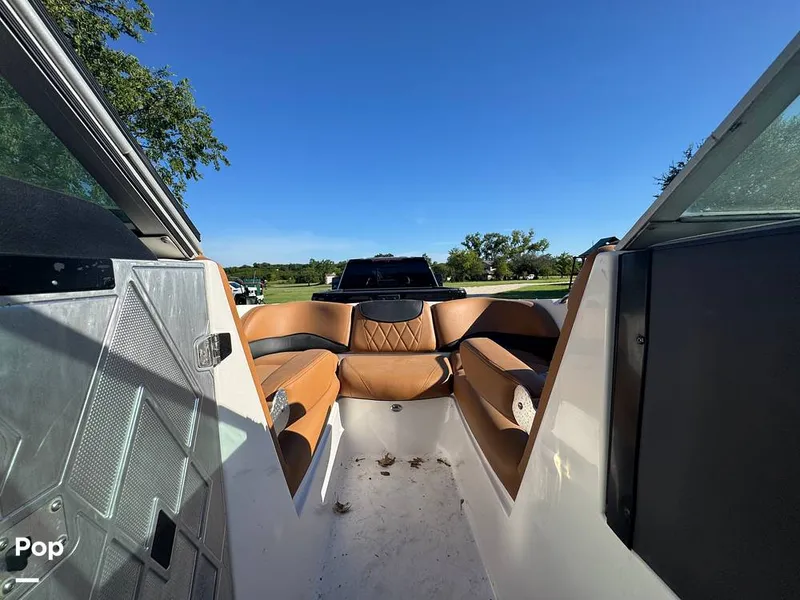 Slide: The Image of Mastercraft X25 2012 - 15705422