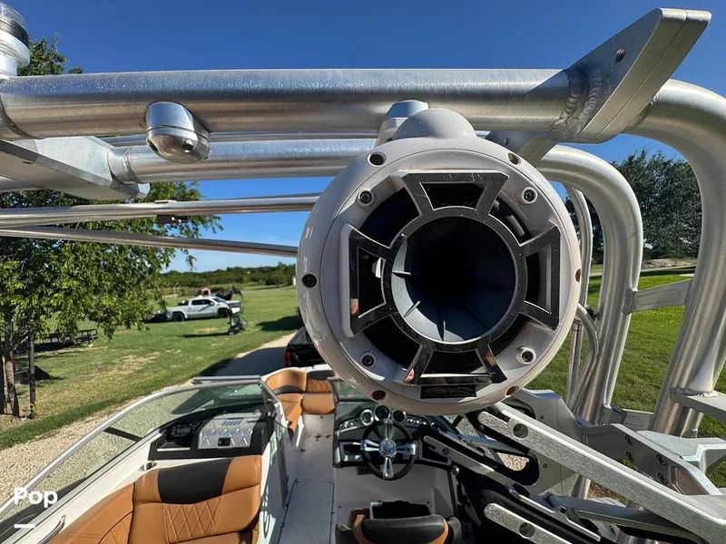 Slide: The Image of Mastercraft X25 2012 - 15705425