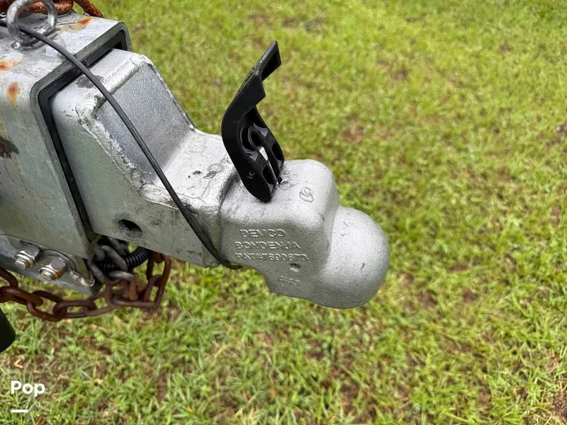 Slide: The Image of Grady-White Sailfish 282 2003 - 15436500