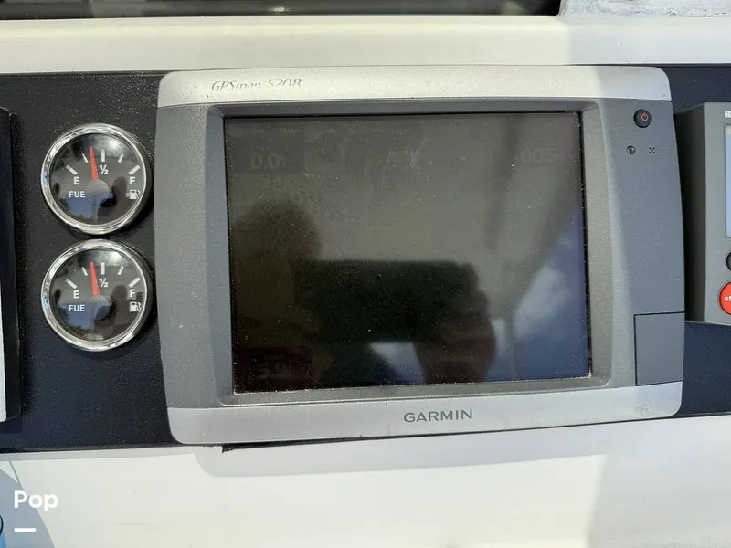 Slide: The Image of New Garmin. - 15393705