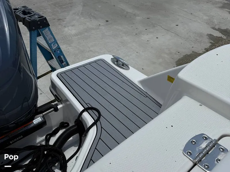 Slide: The Image of Robalo 272 2023 - 15390441