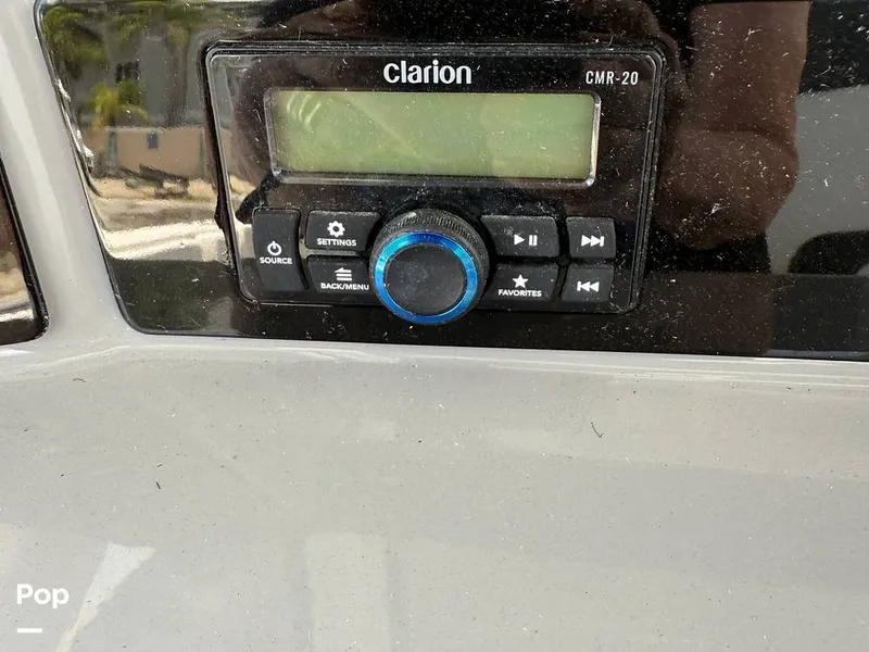 Slide: The Image of Robalo 272 2023 - 15390444