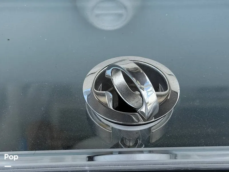 Slide: The Image of Robalo 272 2023 - 15390451