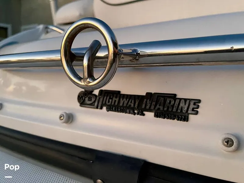 Slide: The Image of Crownline Boats 240 EX 2004 - 15368871