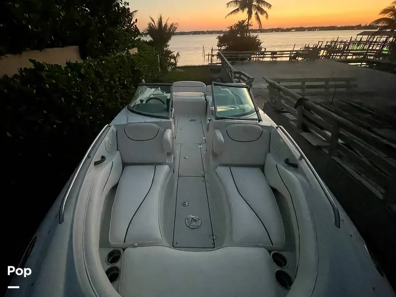 Slide: The Image of Crownline Boats 240 EX 2004 - 15368903