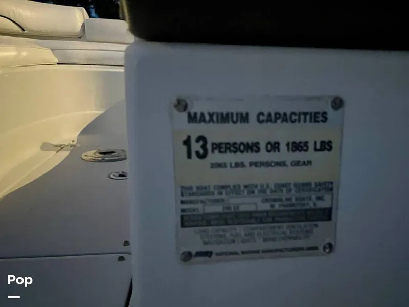 Slide: The Image of Crownline Boats 240 EX 2004 - 15368915