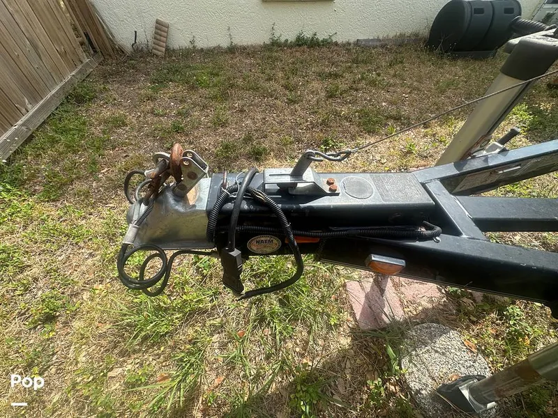 Slide: The Image of Crownline Boats 240 LS 2007 - 15383005