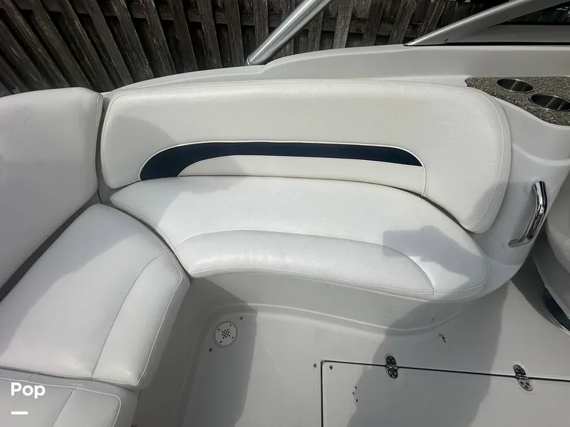 Slide: The Image of Crownline Boats 240 LS 2007 - 15383024
