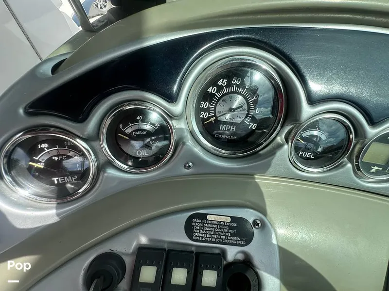 Slide: The Image of Crownline Boats 240 LS 2007 - 15383029