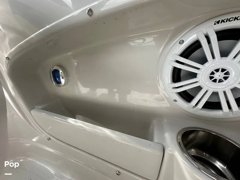 Slide: The Image of Crownline Boats 240 LS 2007 - 15383037