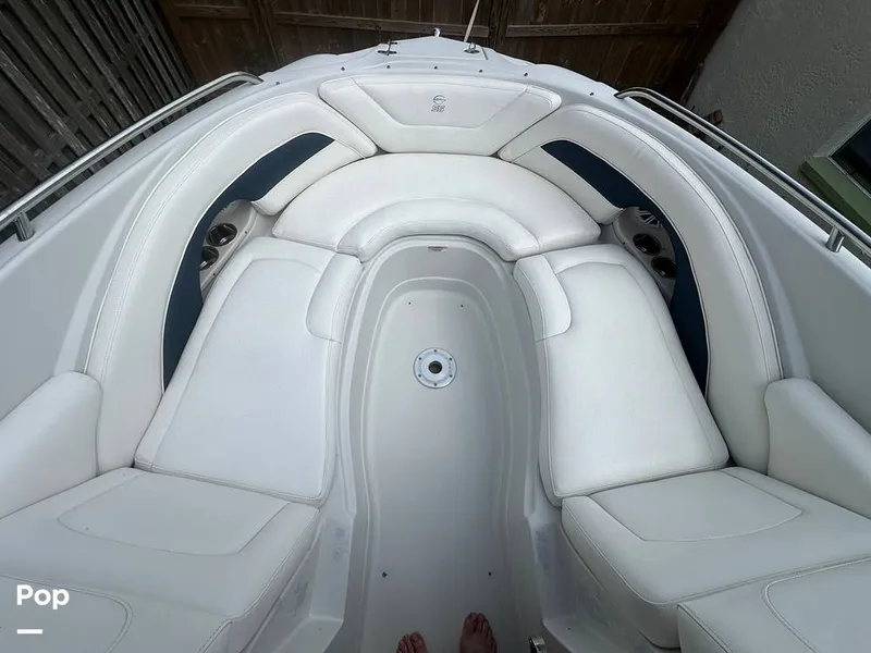 Slide: The Image of Crownline Boats 240 LS 2007 - 15383044