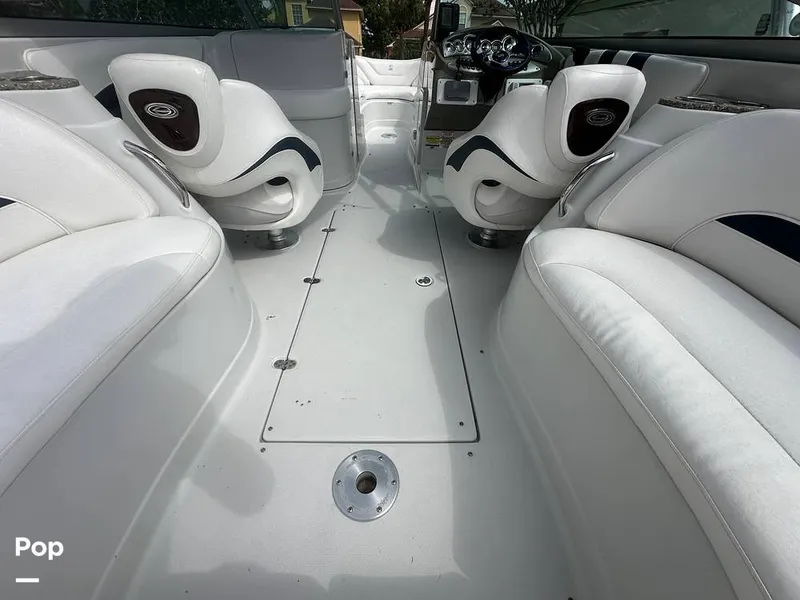 Slide: The Image of Crownline Boats 240 LS 2007 - 15383052