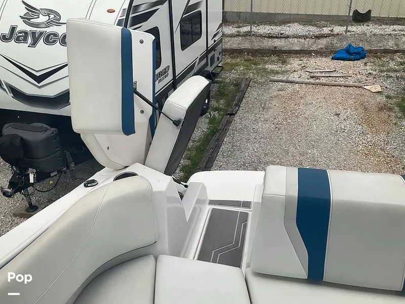 Slide: The Image of Regal FasDeck 22 ESX 2016 - 15436923