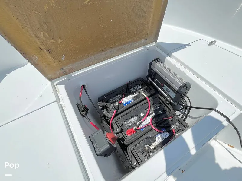 Slide: The Image of Trolling Motor Batteries - 15735446