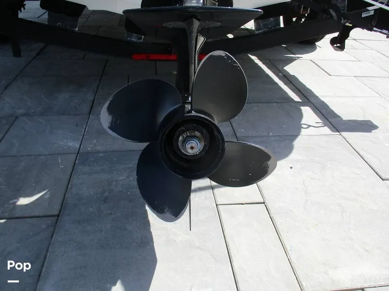 Slide: The Image of Tahoe T 18 2023 - 15367983