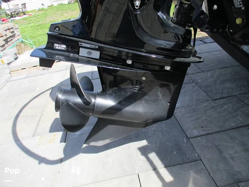 Slide: The Image of Tahoe T 18 2023 - 15367988