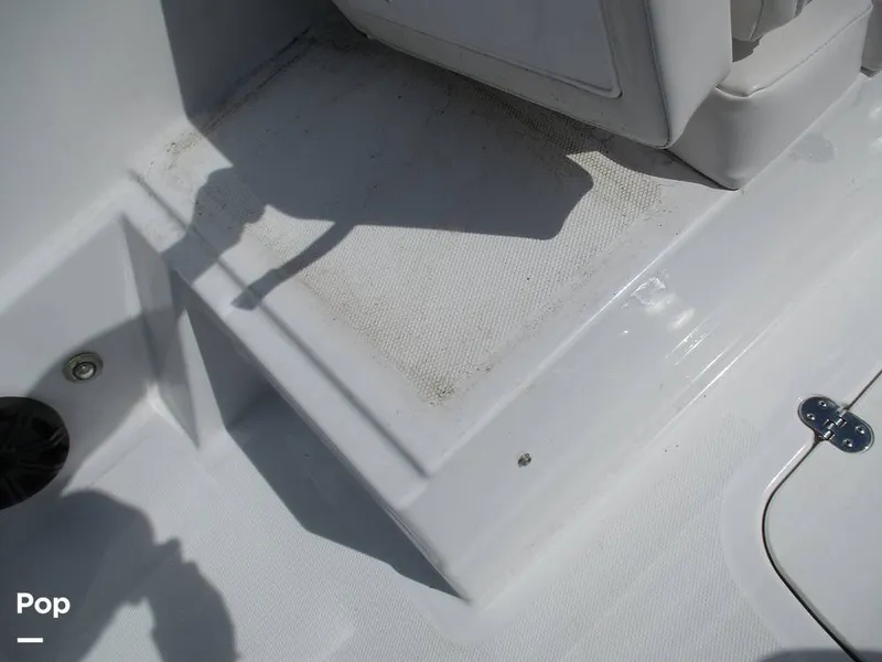 Slide: The Image of FLIP UP BOARD SEAT - 15368028