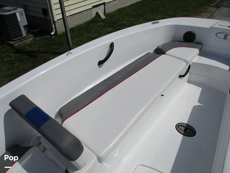 Slide: The Image of Tahoe T 18 2023 - 15368032