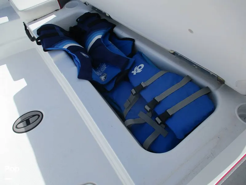 Slide: The Image of Tahoe T 18 2023 - 15368035