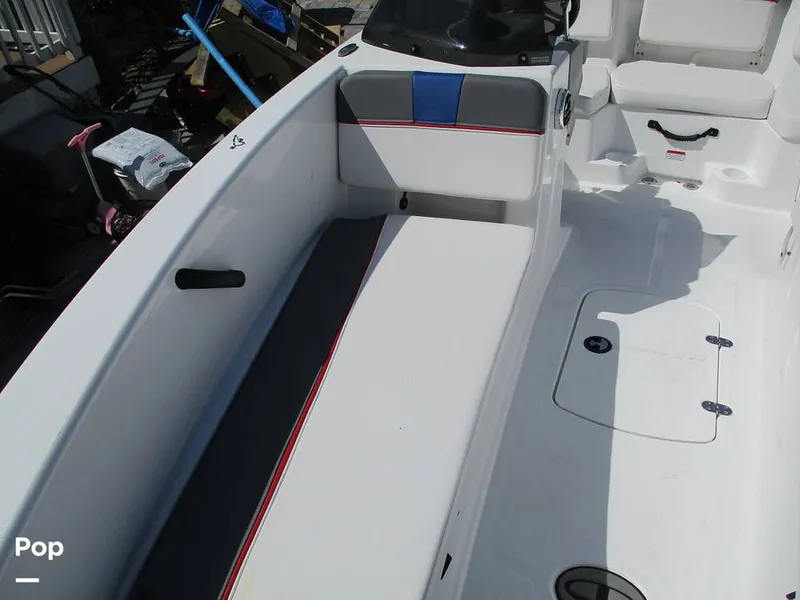 Slide: The Image of Tahoe T 18 2023 - 15368037