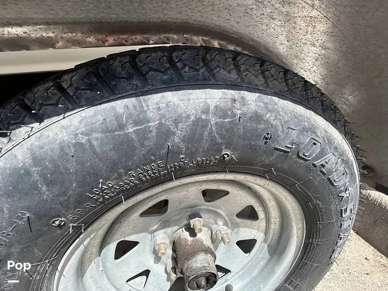 Slide: The Image of Boston Whaler Dauntless 180 1998 - 15384210