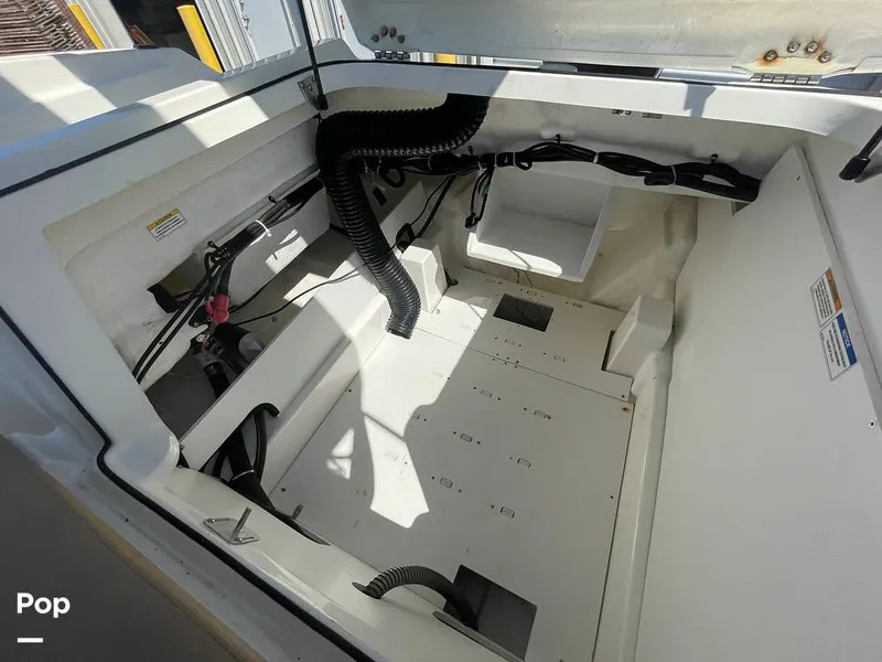 Slide: The Image of Bayliner VR5 OB 2023 - 15354894