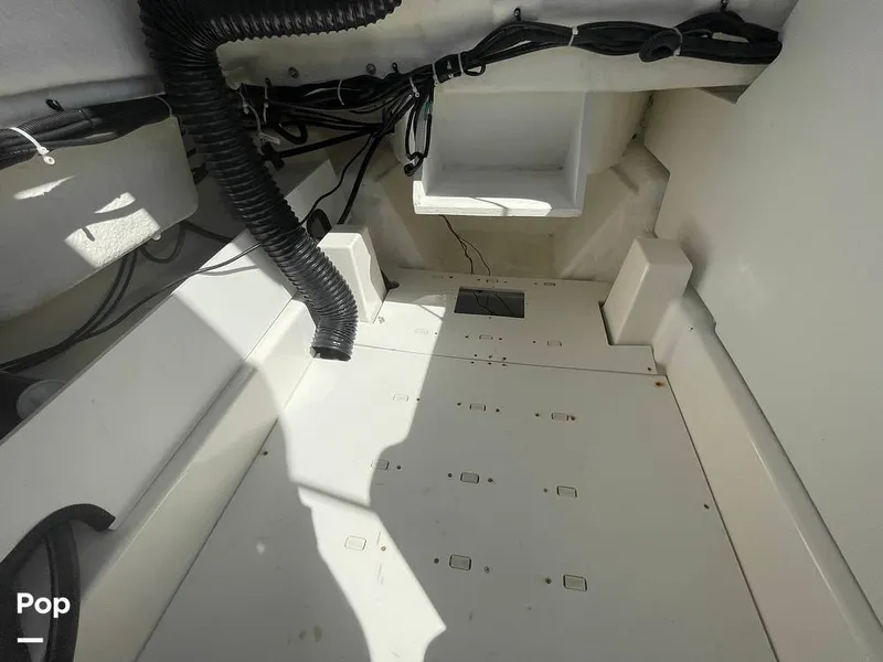 Slide: The Image of Bayliner VR5 OB 2023 - 15354896