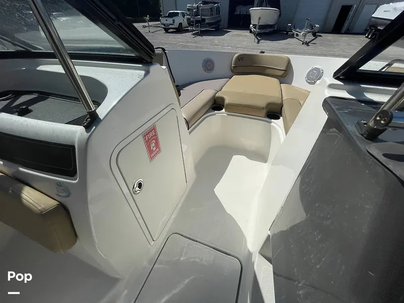 Slide: The Image of Bayliner VR5 OB 2023 - 15354919