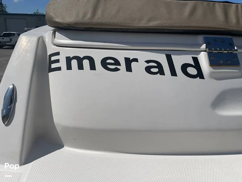 Slide: The Image of Bayliner VR5 OB 2023 - 15354850