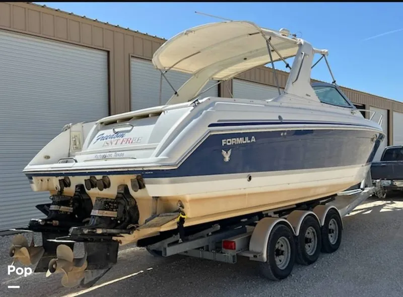 Slide: The Image of Formula 330 SS 2003 - 15356574