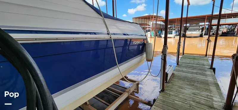 Slide: The Image of Formula 330 SS 2003 - 15379576