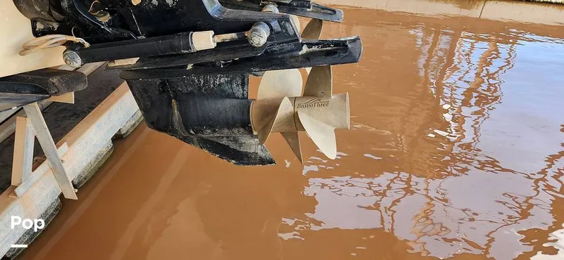 Slide: The Image of Formula 330 SS 2003 - 15379578